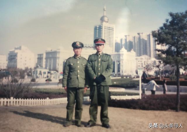 ѰǨսѷǵǸܲϵ汳±һӶ뿪ǰҹǰ-2.jpg