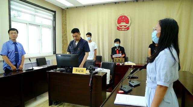 Ҫѵʾ񡿽ǣ5թƭĲеͥУ෸д58187-3.jpg