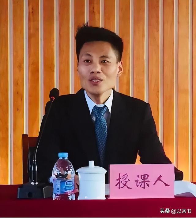 ţݸ壬˵ɻģЩ˵ġɹѧʦ˭-23.jpg
