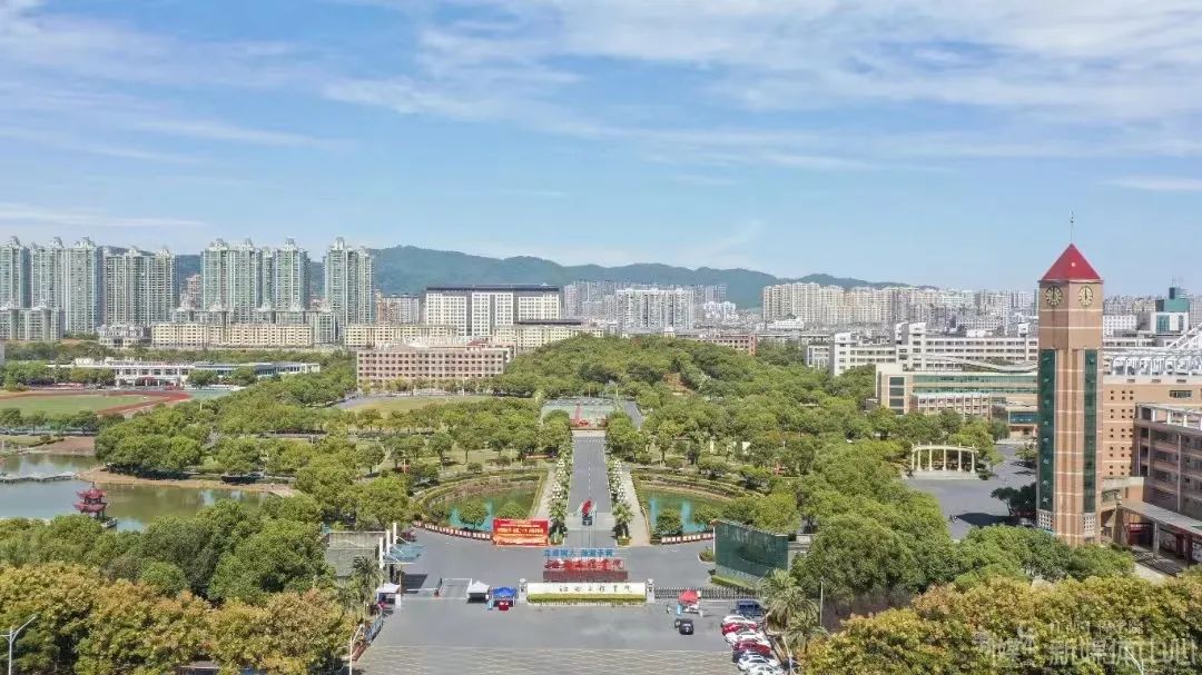 봫ѧԺСթƭ龰佱ʽw12.jpg